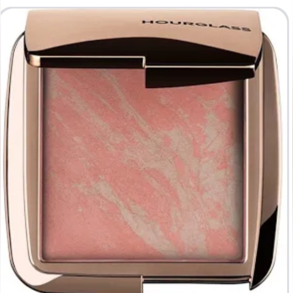 Hourglass Ambient Lighting Blush Dim infusion